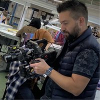 Charlie Gouttenoire en tournage derrière la caméra, fondateur de CGN Prods